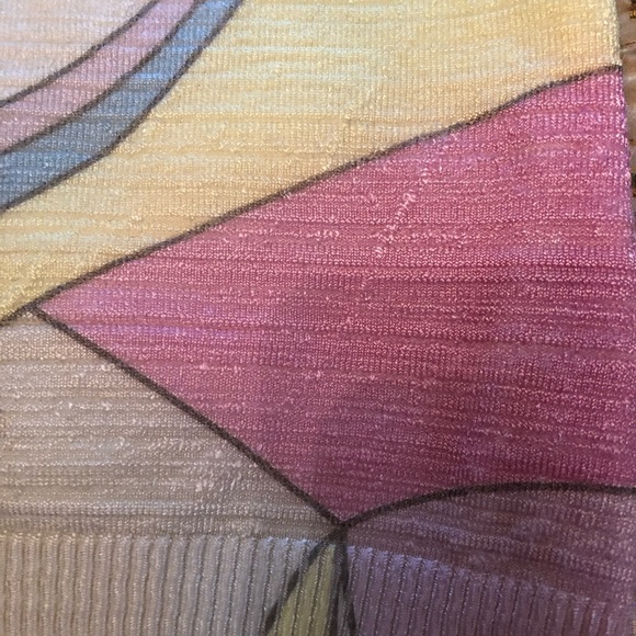 Top - Picture 3 of 4